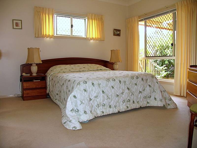 5 Kimberley, Banora Point NSW 2486