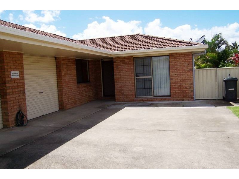 2/14 Bambaroo Crescent, Tweed Heads NSW 2485