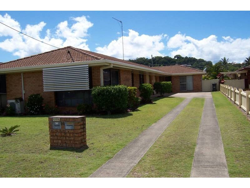 2/14 Bambaroo Crescent, Tweed Heads NSW 2485