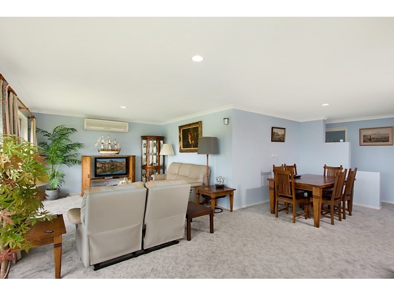 1/7 Sequoia Ct, Banora Point NSW 2486