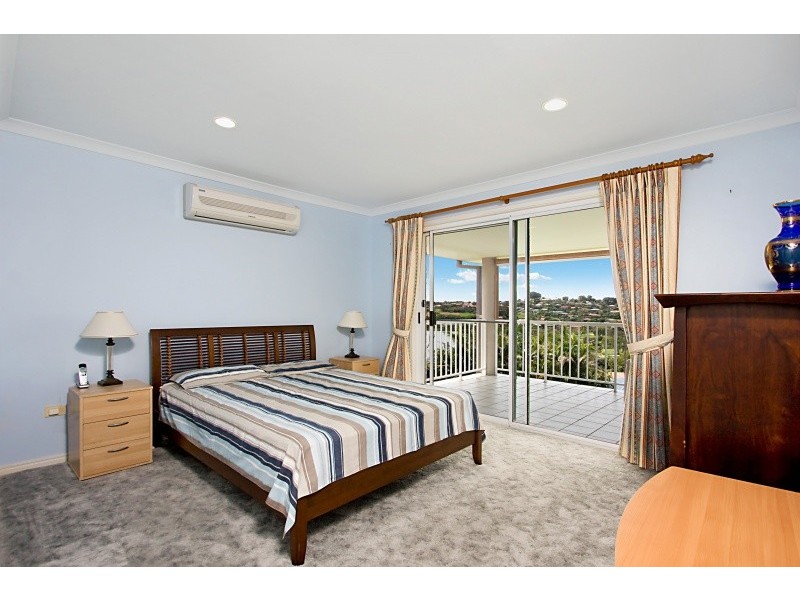 1/7 Sequoia Ct, Banora Point NSW 2486