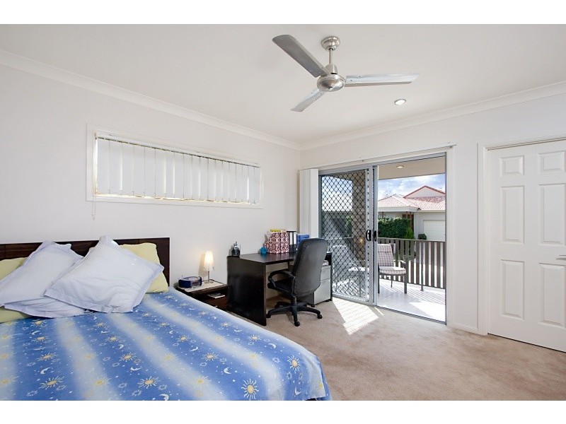 4/7 Castello Circuit, Varsity Lakes QLD 4227