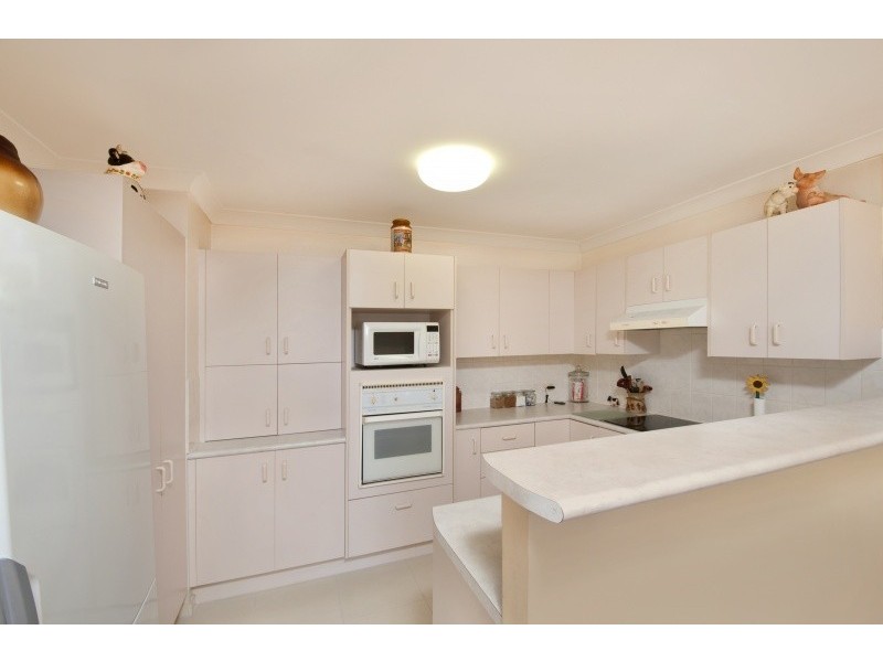 2/14 Kingston Dr, Banora Point NSW 2486