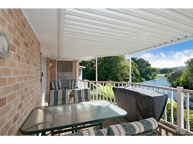 2/14 Kingston Dr, Banora Point NSW 2486