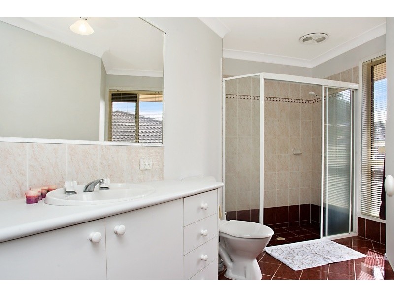 54 Kildare Drive, Banora Point NSW 2486
