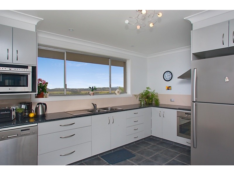 6 Blue Haze Cres, Banora Point NSW 2486