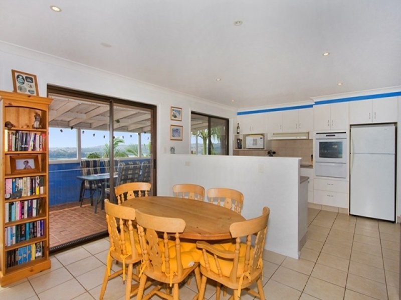 27 Karingal Avenue, Bilambil Heights NSW 2486