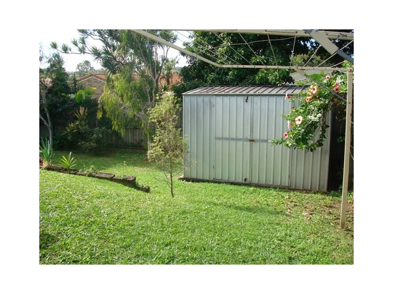 11 Honeymyrtle Drive, Banora Point NSW 2486