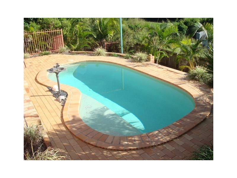 7 Rosslea Court, Banora Point NSW 2486