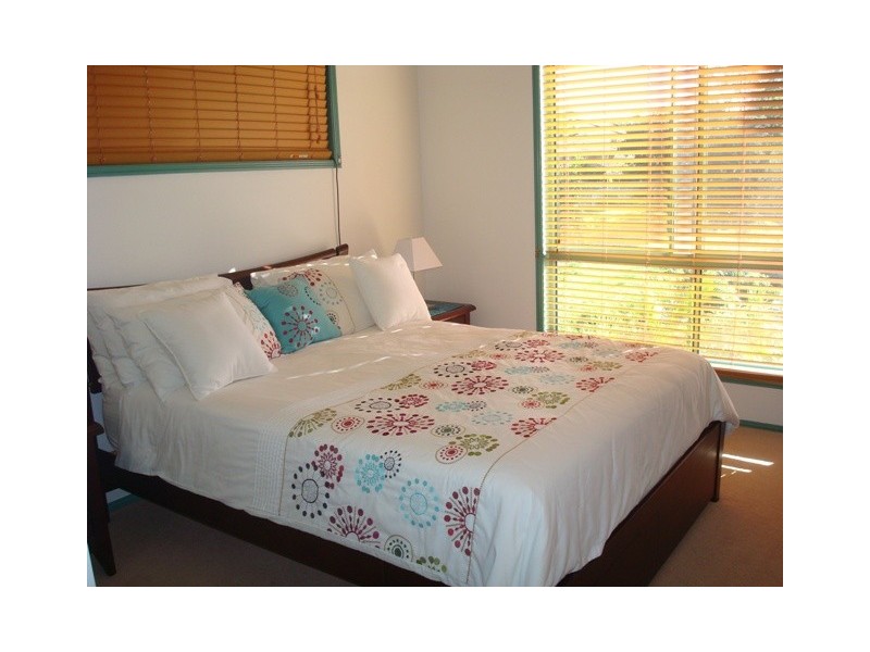 7 Rosslea Court, Banora Point NSW 2486