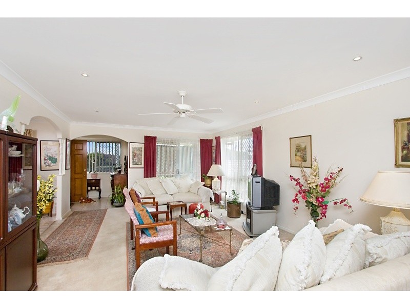 1/1 Gleneagles Place, Banora Point NSW 2486