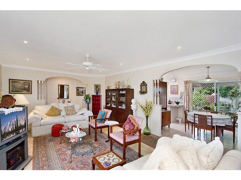 1/1 Gleneagles Place, Banora Point NSW 2486