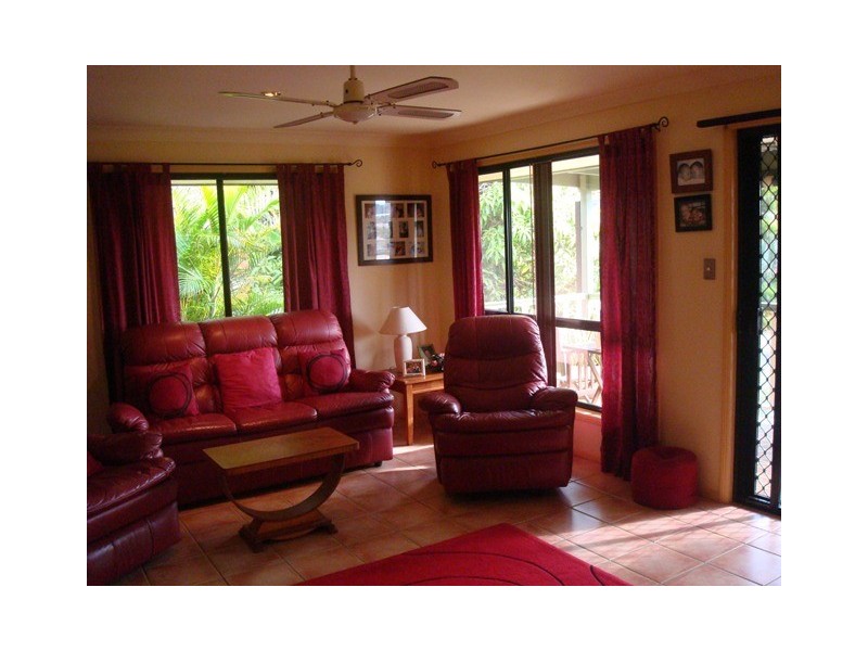 61 Amaroo Drive, Banora Point NSW 2486