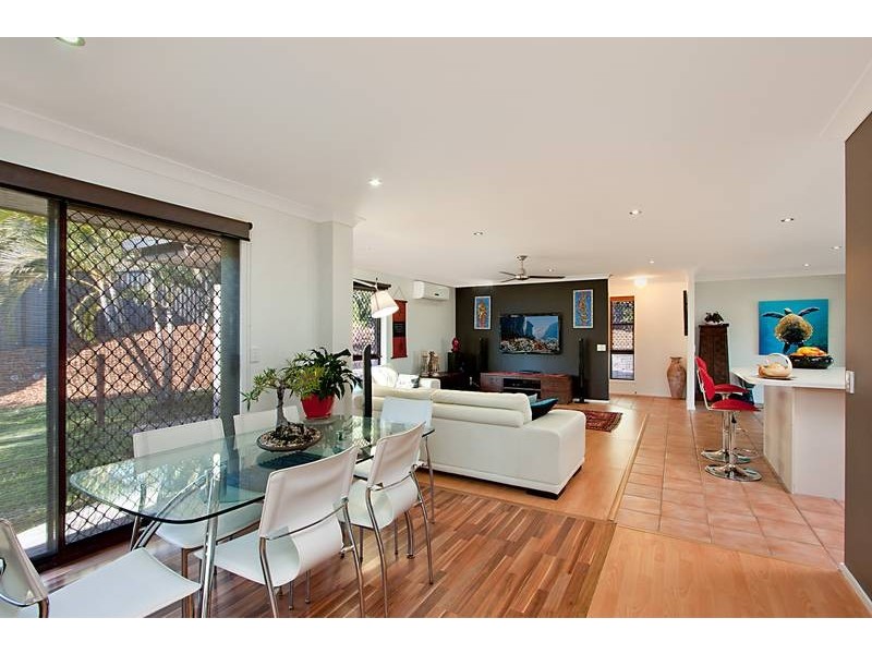 5 Goldvilla Drive, Elanora QLD 4221