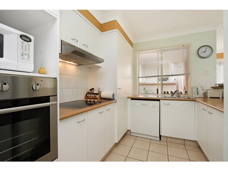 24/2 Rosella Close, Tweed Heads South NSW 2486