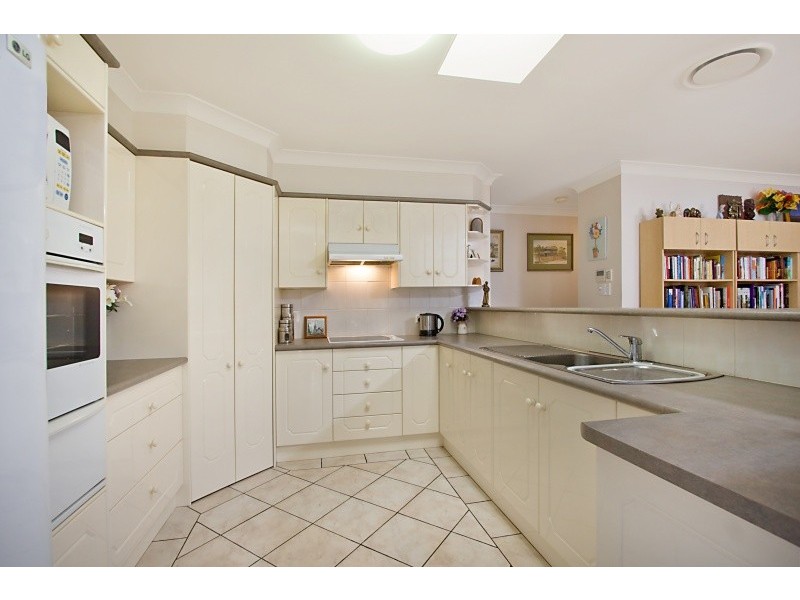 49 Winders Place, Banora Point NSW 2486