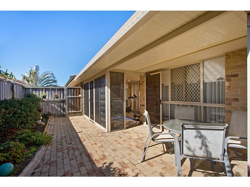 49 Winders Place, Banora Point NSW 2486