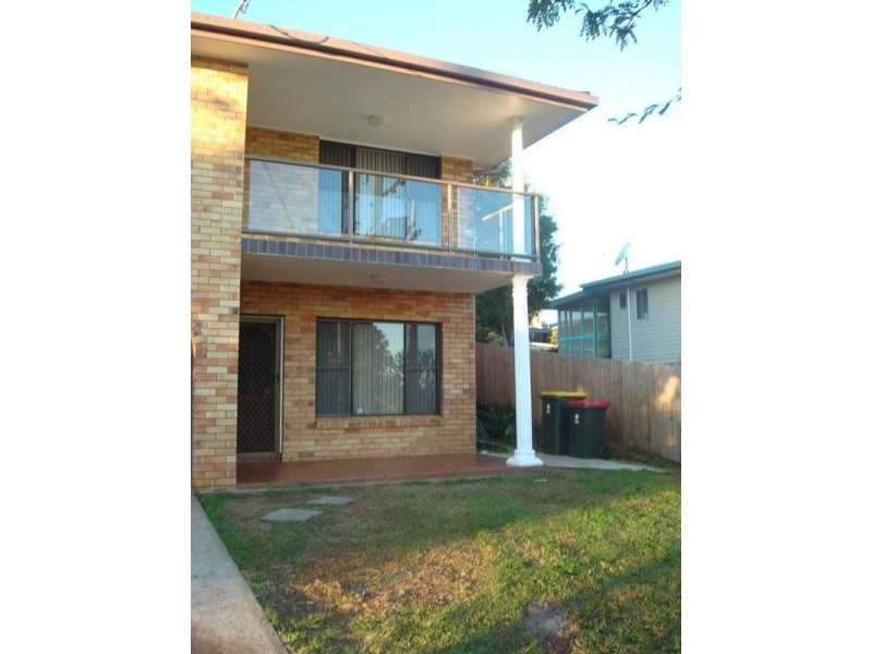 2/43 Oyster Point Road, Banora Point NSW 2486