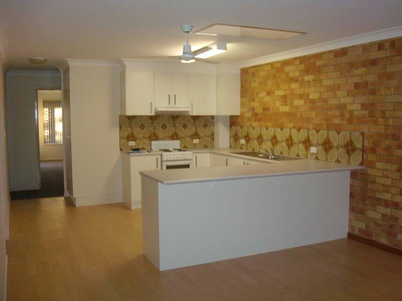 2/43 Oyster Point Road, Banora Point NSW 2486