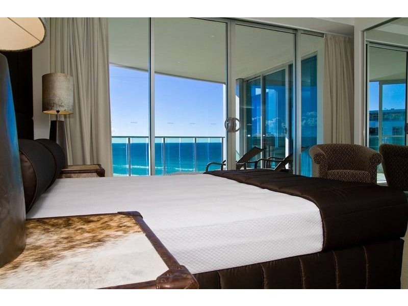 1005/1 Douglas Street, Kirra QLD 4225