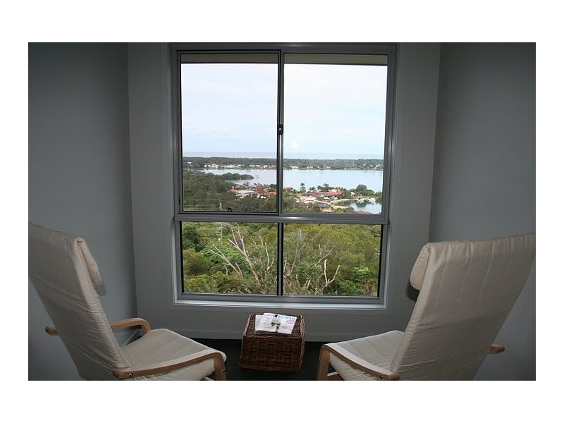 11 Goonal Place, Banora Point NSW 2486