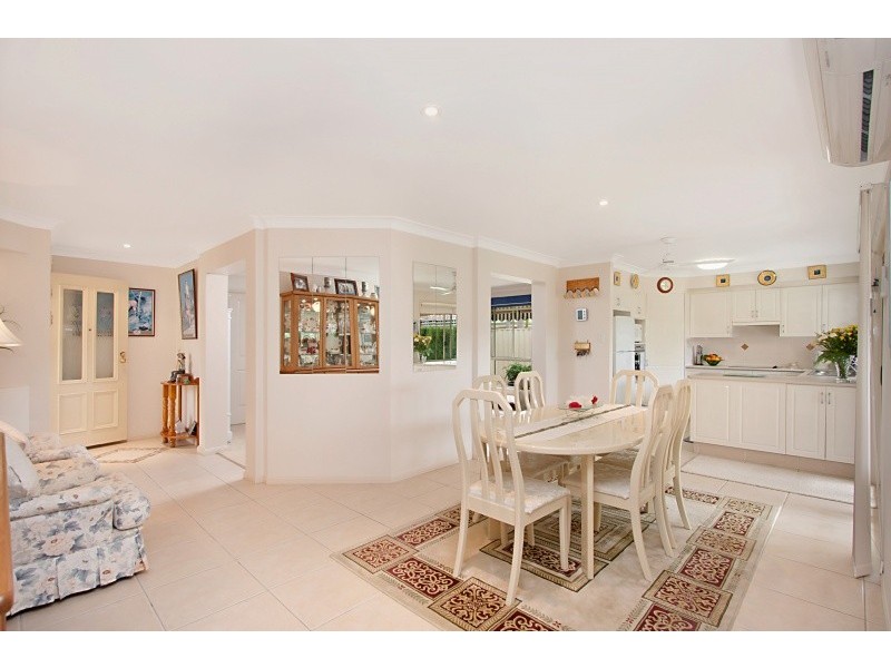 2/8 Macquarie Street, Banora Point NSW 2486