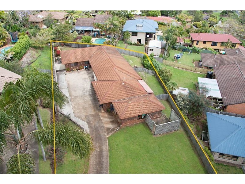 5 Biby Place, Banora Point NSW 2486