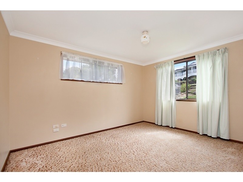 32 Pacific Dr, Banora Point NSW 2486