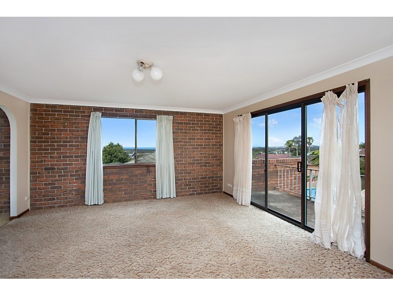 32 Pacific Dr, Banora Point NSW 2486