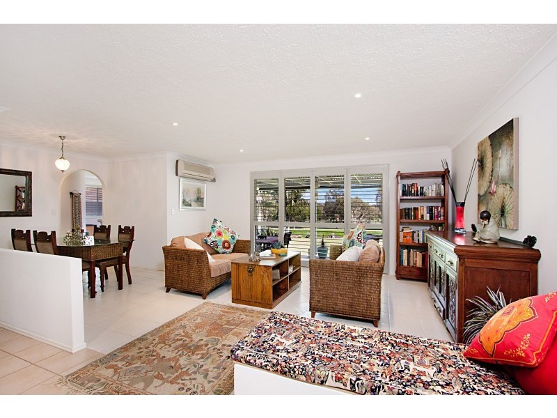 109 Darlington Drive, Banora Point NSW 2486