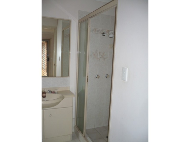 1/19 Chestnut Drive, Banora Point NSW 2486