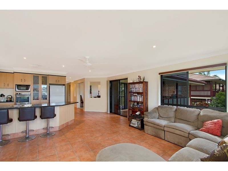 85 Glen Ayr Drive, Banora Point NSW 2486