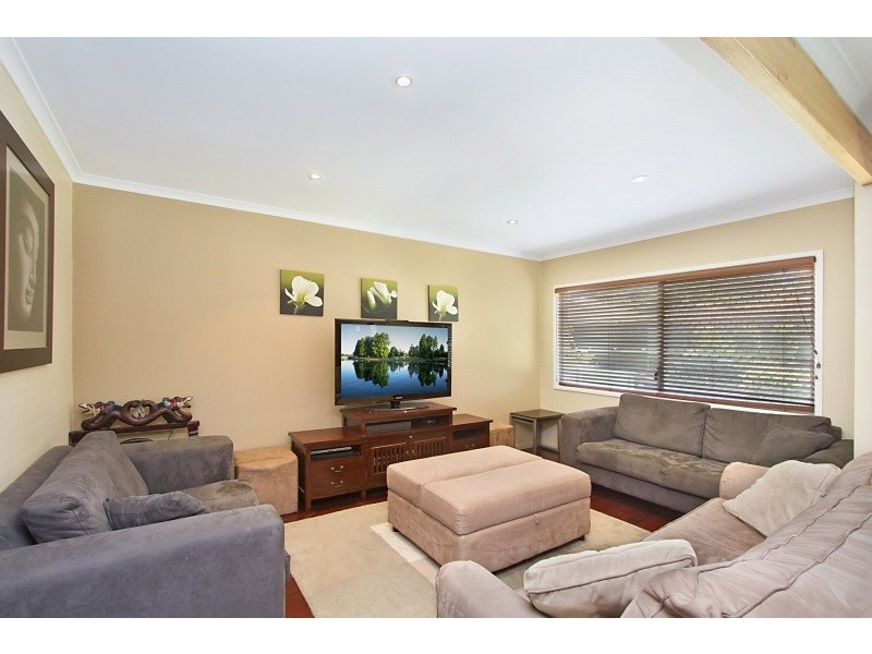 16 Cox Drive, Tweed Heads South NSW 2486