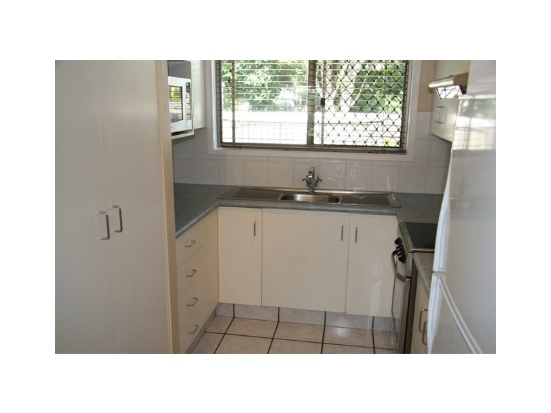 2/15 Gray Street, Tweed Heads West NSW 2485