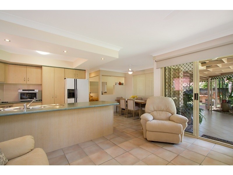 6 Brighton Street, Banora Point NSW 2486