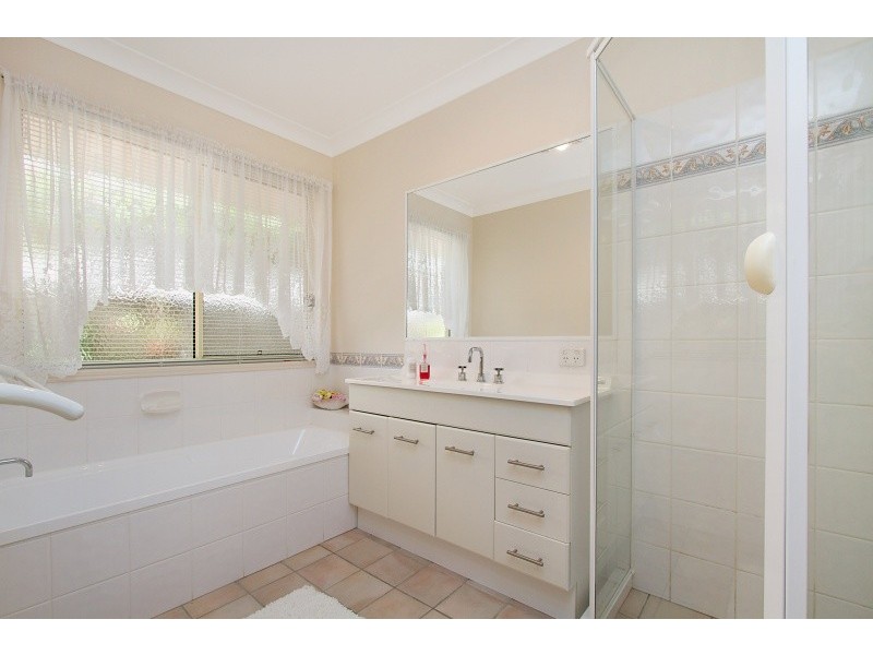 6 Brighton Street, Banora Point NSW 2486