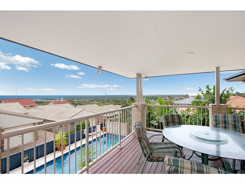 30 Bione Ave, Banora Point NSW 2486