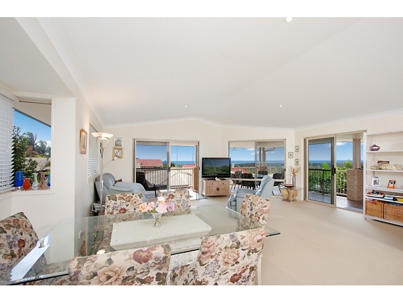 30 Bione Ave, Banora Point NSW 2486