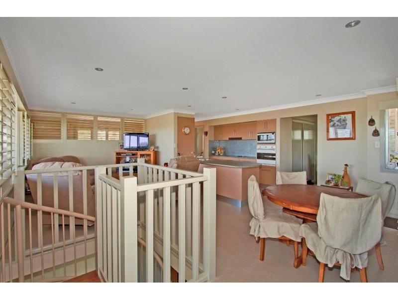 42-42a Walter Crescent, Banora Point NSW 2486