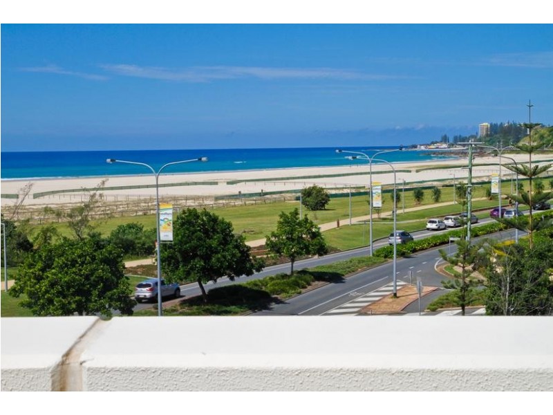 203/2 Creek Street, Kirra QLD 4225