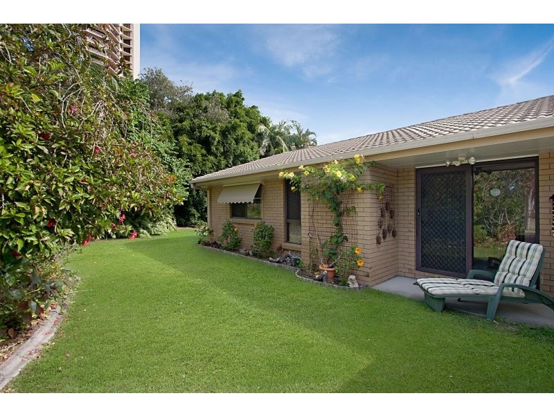 10/22a KIrkwood Road, Tweed Heads South NSW 2486