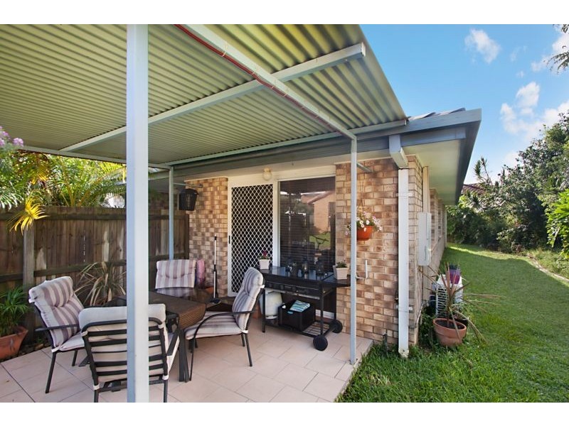 2/21 Lochlomond Drive, Banora Point NSW 2486