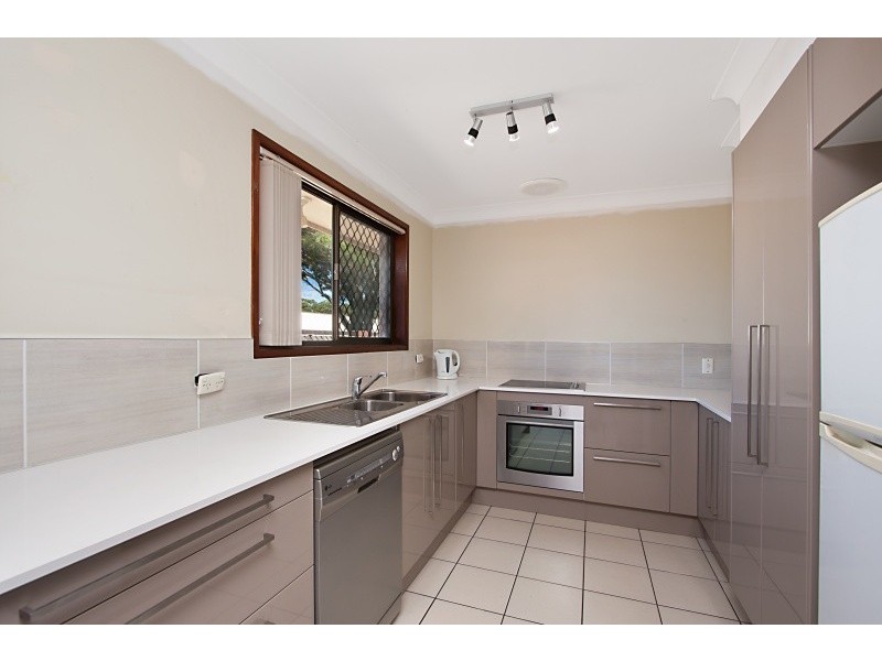 2/92 Blundell Blvd, Tweed Heads South NSW 2486