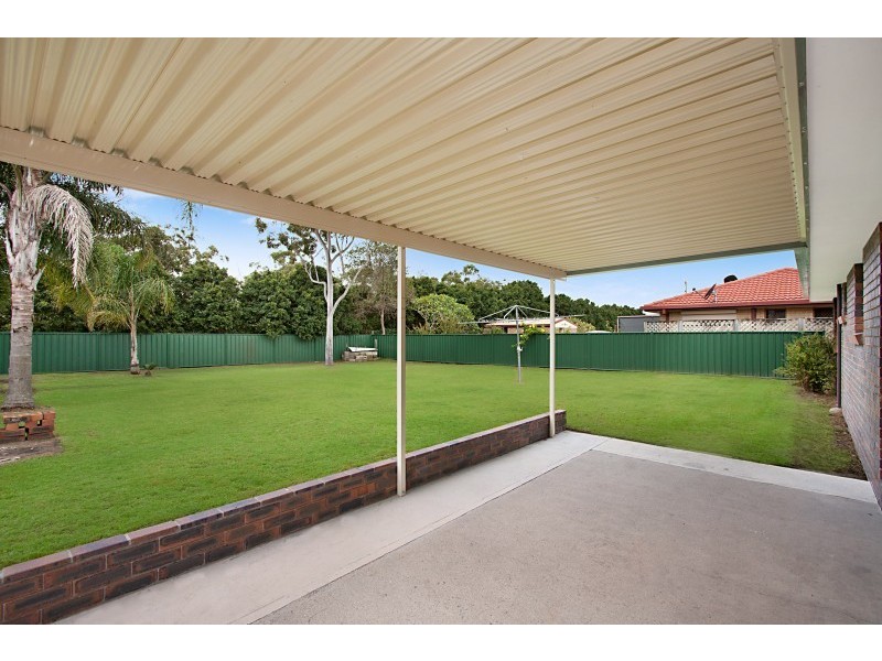 24 Blundell Blvd, Tweed Heads South NSW 2486