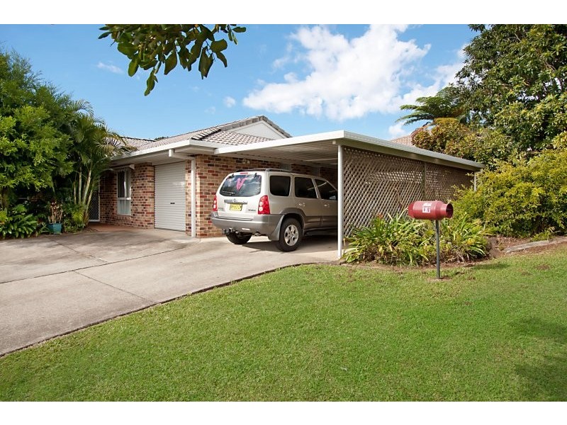 11 Honeymyrtle Dr, Banora Point NSW 2486