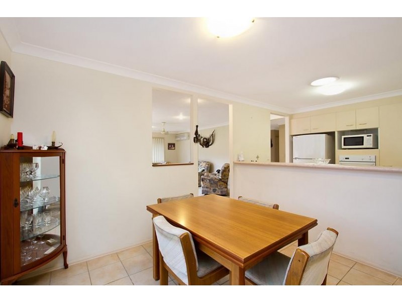 1/5 Grassmere Court, Banora Point NSW 2486