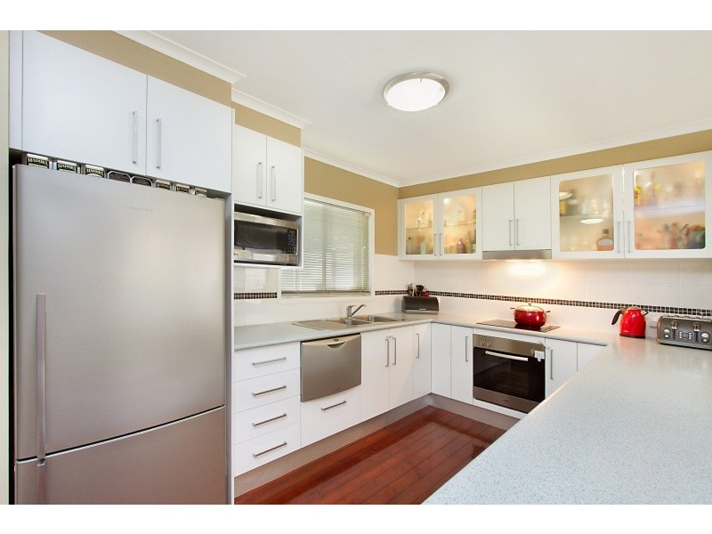 16 Cox Drive, Tweed Heads South NSW 2486