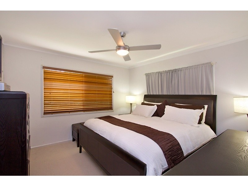 16 Cox Drive, Tweed Heads South NSW 2486