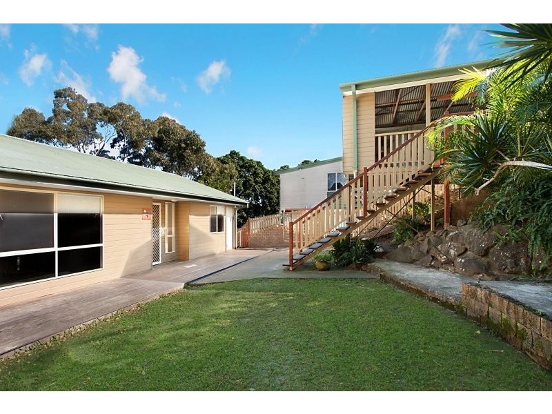 4 Lalina Ave, Tweed Heads West NSW 2485