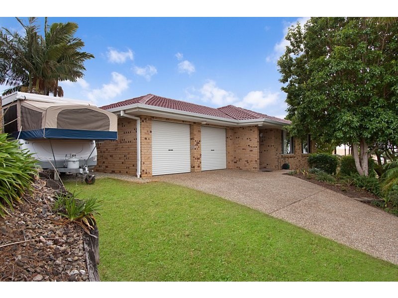 6 Sequoia Ct, Banora Point NSW 2486
